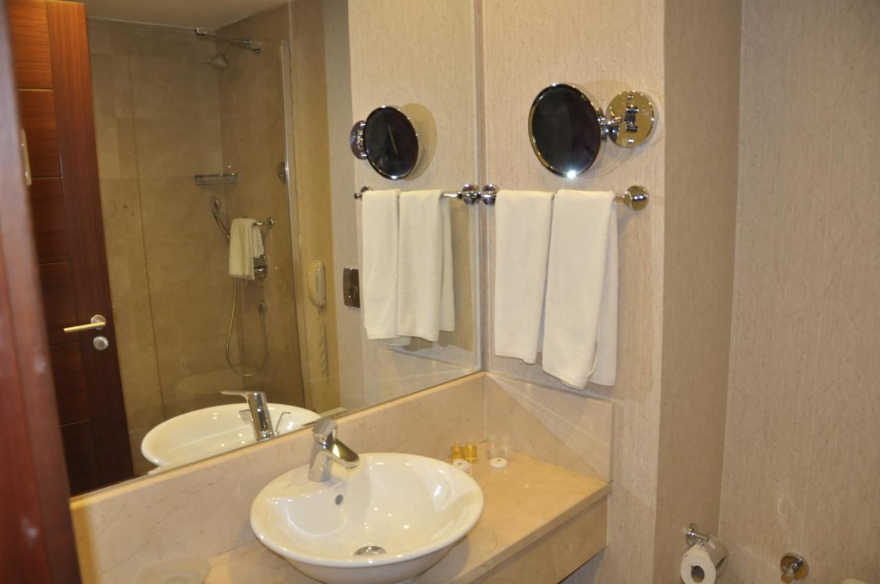 Happy Inn Gebze Hotel Екстериор снимка